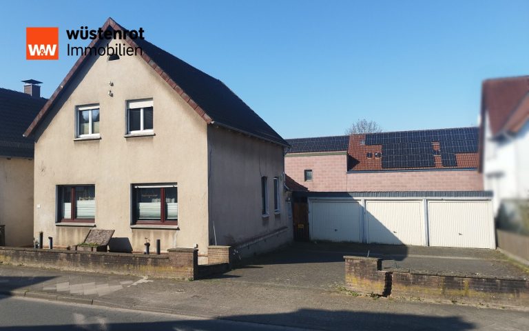 Immobilienangebot - Lemgo - Alle - Einfamilienhaus mit Potenzial in Lemgo