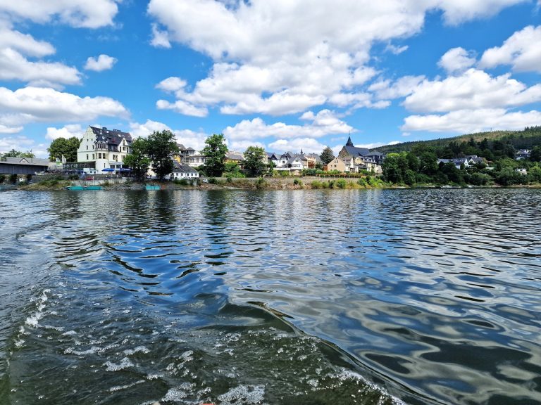 Immobilienangebot - Saalburg-Ebersdorf / Ebersdorf/Thüringen - Alle - Saalburg Ebersdorf- EIN PARADIES FÜR WASSERSPORTLER- Erstbezug- schneller Einzug möglich