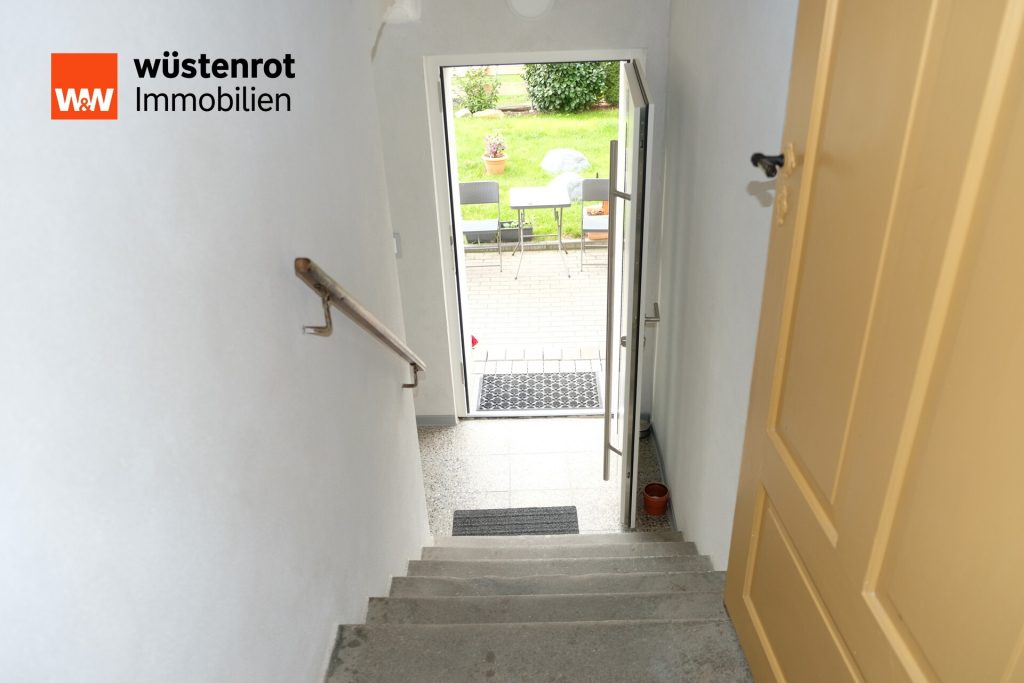 Immobilienangebot - Mittweida - Alle - Traumhafte Doppelhaushälfte mit Weitblick – kernsaniertes Schmuckstück in ruhiger Lage von Mittweida