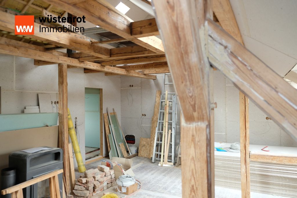 Immobilienangebot - Mittweida - Alle - Traumhafte Doppelhaushälfte mit Weitblick – kernsaniertes Schmuckstück in ruhiger Lage von Mittweida