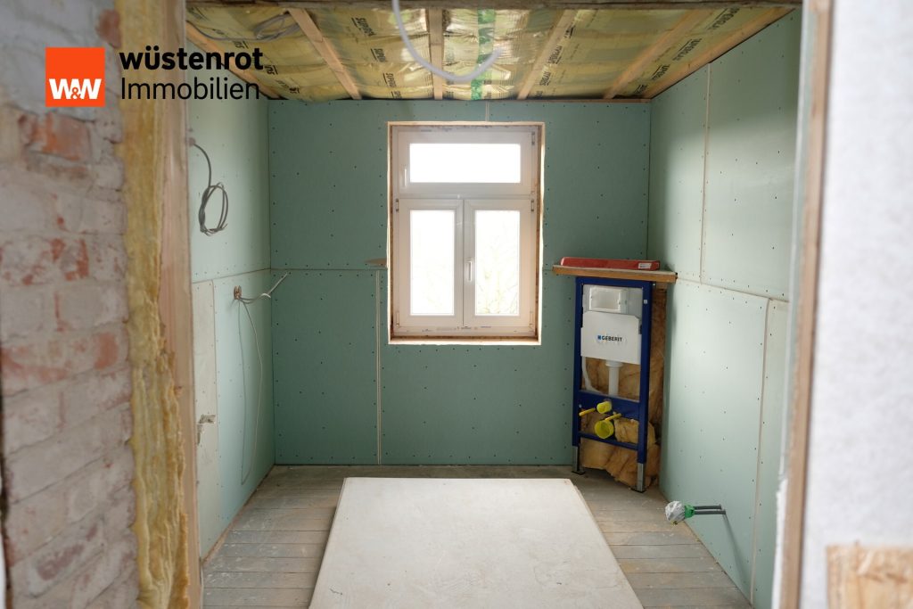 Immobilienangebot - Mittweida - Alle - Traumhafte Doppelhaushälfte mit Weitblick – kernsaniertes Schmuckstück in ruhiger Lage von Mittweida