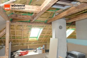 Immobilienangebot - Mittweida - Alle - Traumhafte Doppelhaushälfte mit Weitblick – kernsaniertes Schmuckstück in ruhiger Lage von Mittweida