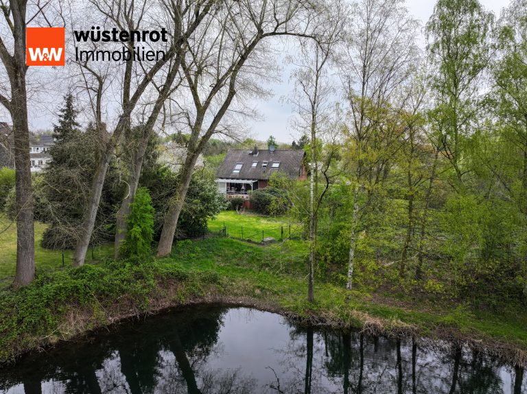 Immobilienangebot - Düsseldorf - Alle - Rarität! 
Einfamilienhaus auf einem Traumgrundstück mit Landschaftsschutzgebiet und Seeanteil.