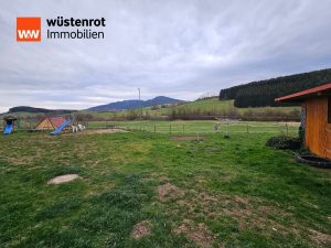 Immobilienangebot - Wellendingen - Alle - Halten Sie Ihre Pferde direkt an Ihrem wundervollen neuen Domizil in bester Lage von Wellendingen.