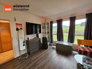 Immobilienangebot - Wellendingen - Alle - Halten Sie Ihre Pferde direkt an Ihrem wundervollen neuen Domizil in bester Lage von Wellendingen.