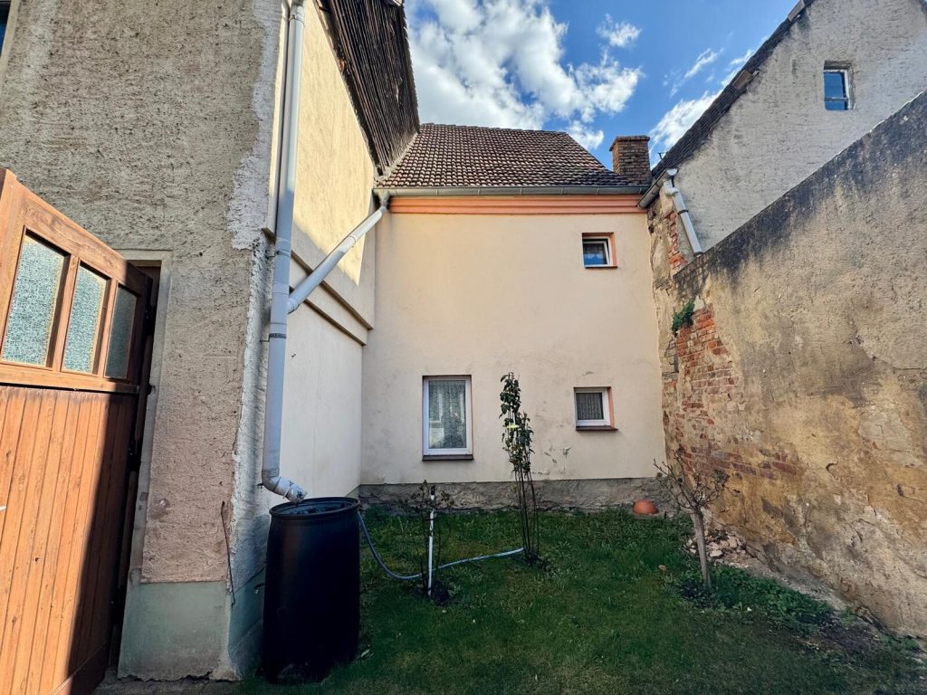 Immobilienangebot - Luckau - Alle - Einmalige Gelegenheit in bester Lage: Stadthäuser mit Innenhof, Werkstatt & Ausbaumöglichkeit am Park