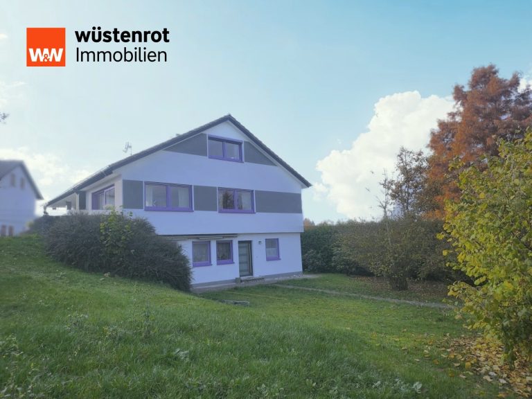 Immobilienangebot - Abtsgmünd - Alle - Mehrgenerationenhaus! Zweifamilienhaus mit Einliegerwohnung und großem Grundstück