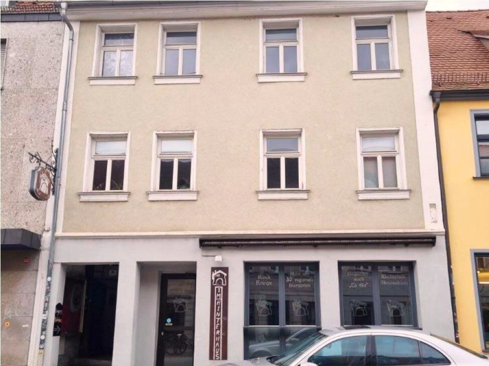 Immobilienangebot - Erlangen - Alle - Historisches Wohn- und Geschäftshaus in der City von Erlangen, 
sanierungsbedürftig