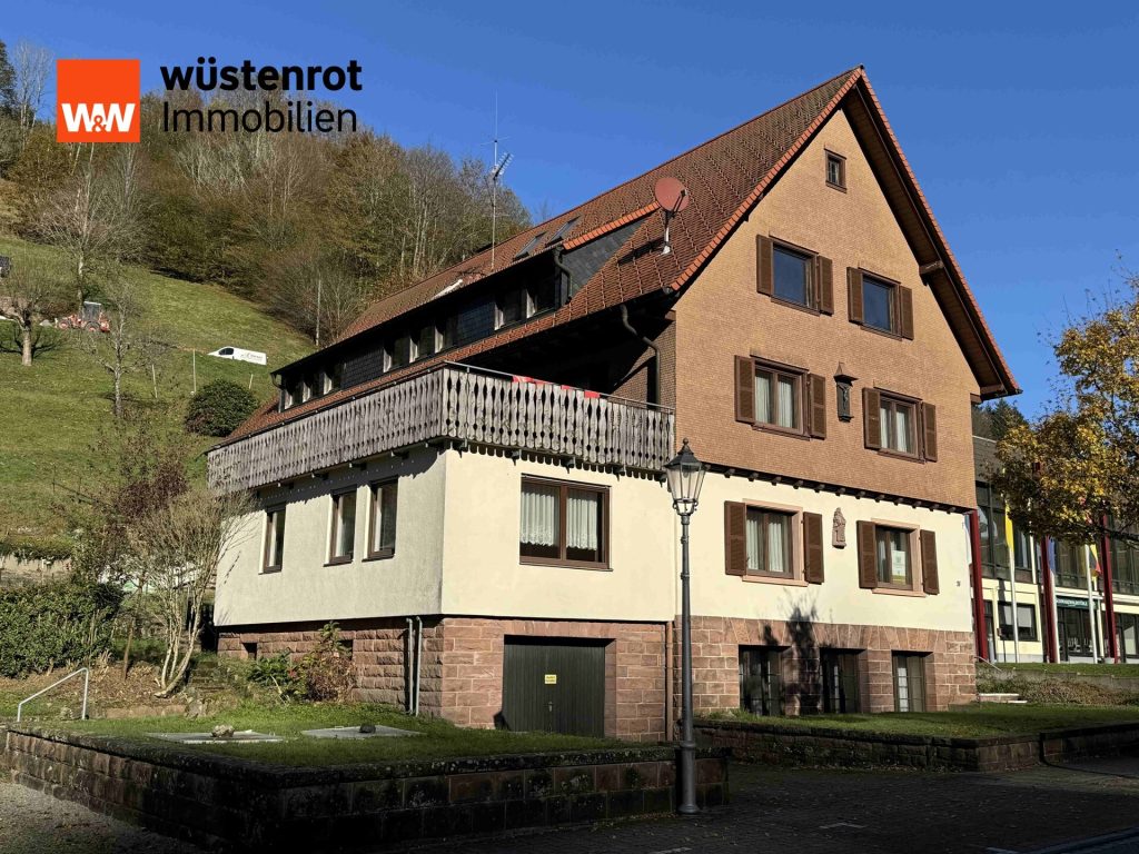 Immobilienangebot - Bad Peterstal-Griesbach - Alle - Großzügiges Wohnhaus in Bad Griesbach !