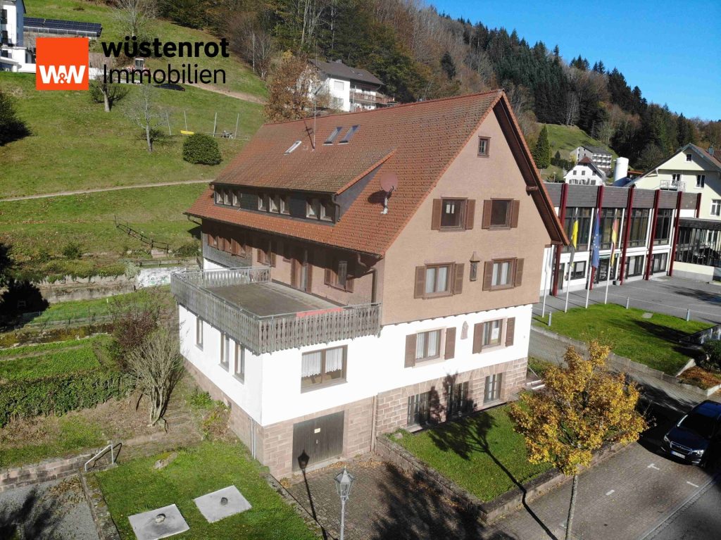 Immobilienangebot - Bad Peterstal-Griesbach - Alle - Großzügiges Wohnhaus in Bad Griesbach !
