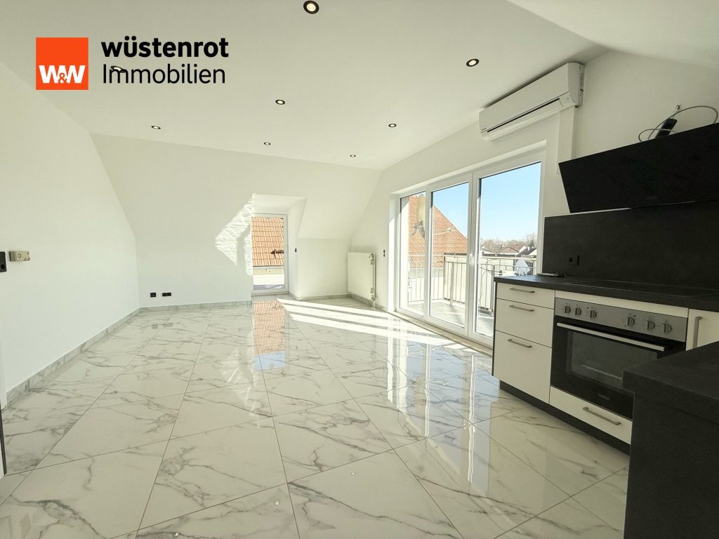 Immobilienangebot - Straubing - Alle - Penthouse-Feeling! Stylische 2,5-Zimmer-Wohnung mit Balkon, Dachterrasse & 2 Duplex-Stellplätzen