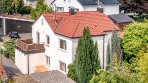 Immobilienangebot - Möglingen - Alle - Familienfreundliches 2-Familienhaus mit großem Grundstück in begehrter Wohnlage