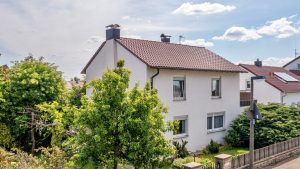 Immobilienangebot - Möglingen - Alle - Familienfreundliches 2-Familienhaus mit großem Grundstück in begehrter Wohnlage