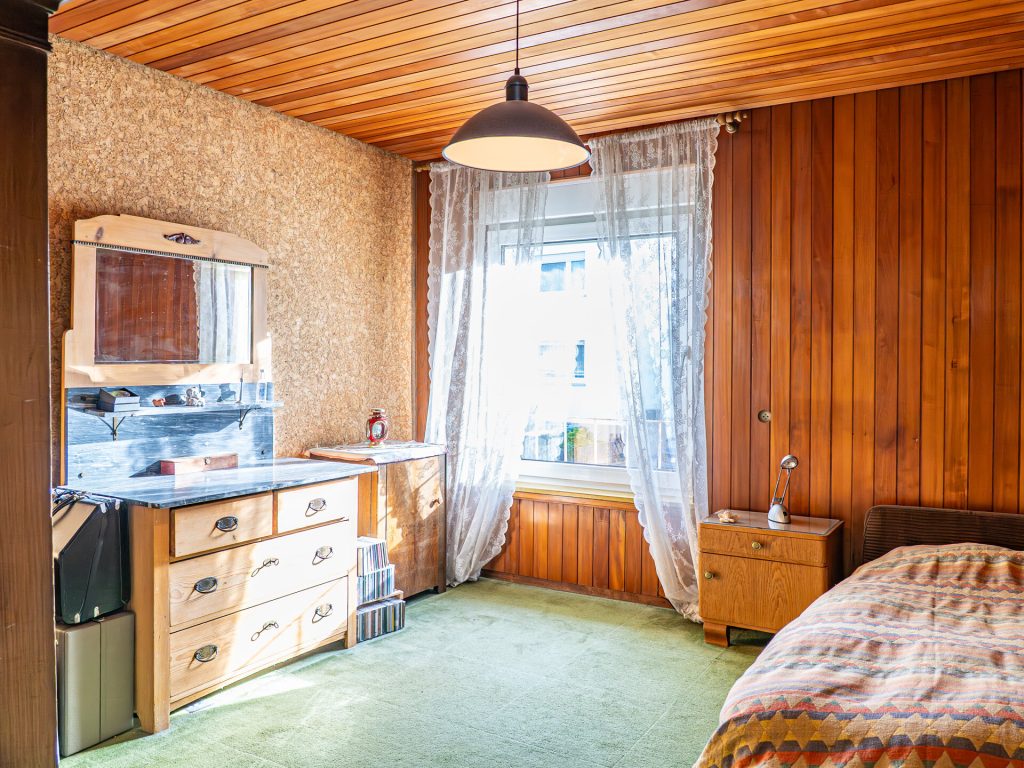Immobilienangebot - Möglingen - Alle - Familienfreundliches 2-Familienhaus mit großem Grundstück in begehrter Wohnlage