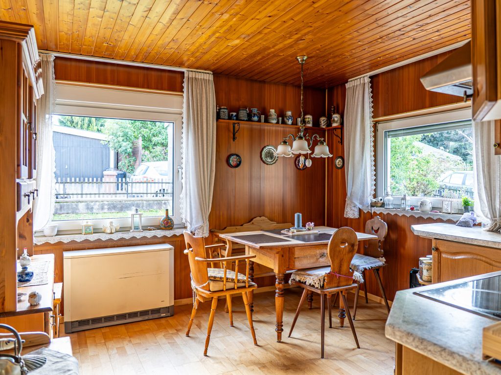 Immobilienangebot - Möglingen - Alle - Familienfreundliches 2-Familienhaus mit großem Grundstück in begehrter Wohnlage