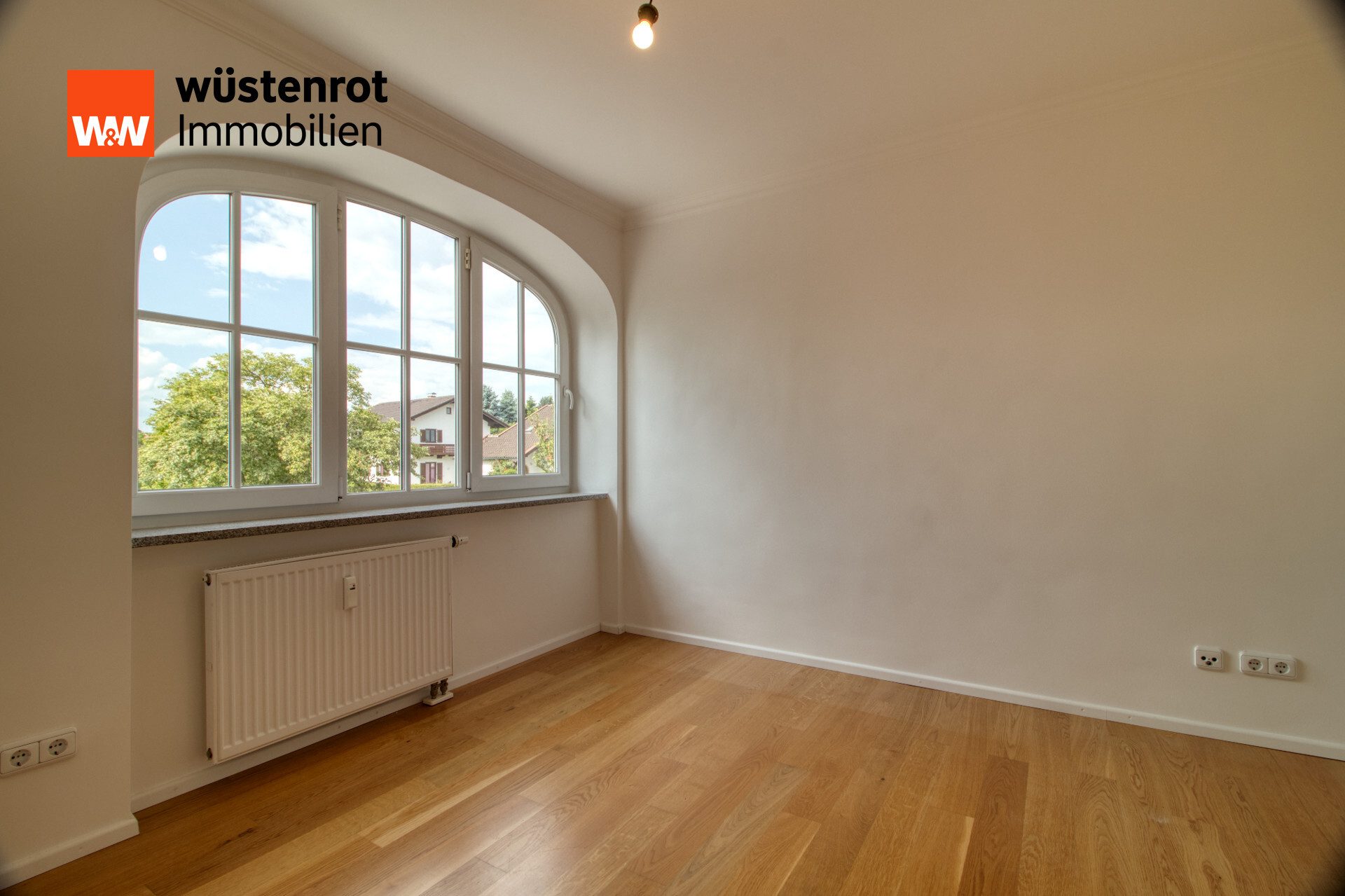 Immobilienangebot - Stephanskirchen - Alle - Alles neu! Modernisierte 3-Zi.-EG-Wohnung in bevorzugter Wohnlage!