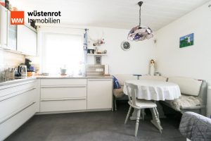 Immobilienangebot - Hof - Alle - Gemeinsam Wohnen - Individuell Leben. Top-Gepflegte Doppelhaushälfte in beliebter Lage von Hof.