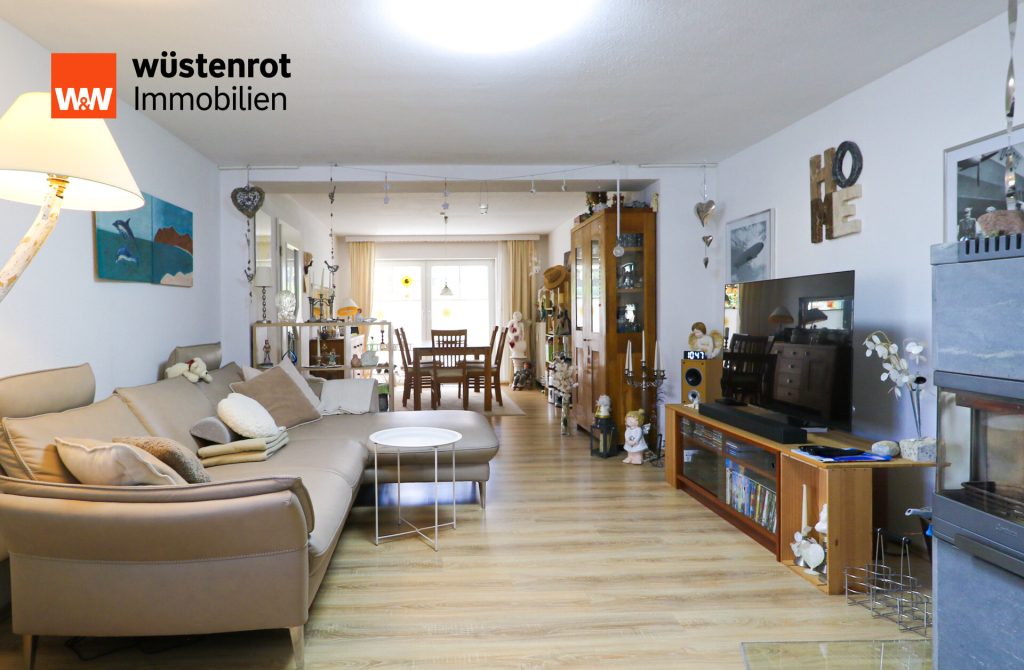 Immobilienangebot - Hof - Alle - Gemeinsam Wohnen - Individuell Leben. Top-Gepflegte Doppelhaushälfte in beliebter Lage von Hof.