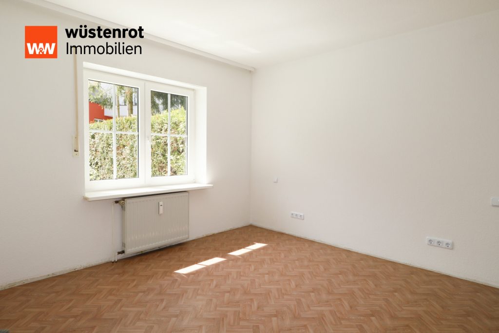 Immobilienangebot - Hof - Alle - Gemeinsam Wohnen - Individuell Leben. Top-Gepflegte Doppelhaushälfte in beliebter Lage von Hof.