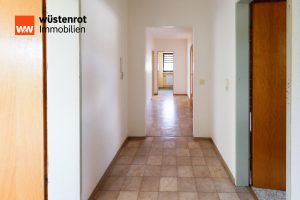 Immobilienangebot - Schönwald - Alle - Gepflegtes 3-Familienhaus inkl. 2 Garagen und Carport für Ihr Wohnmobil!