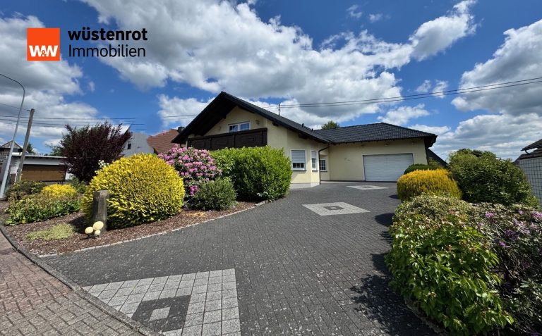 Immobilienangebot - Rotenhain - Alle - Ankommen, wohlfühlen, zu Hause sein: Traumhaftes Einfamilienhaus mit Garten und Platz für viele schöne Momente