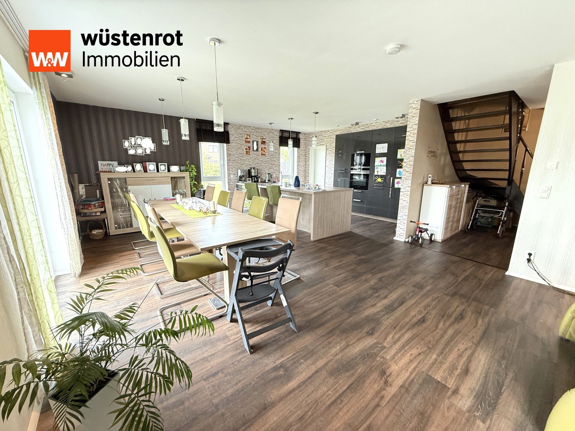 Immobilienangebot - Ehra-Lessien - Alle - Zeitgemäß wohnen – energieeffizientes Einfamilienhaus (A+) in gepflegter Siedlung!