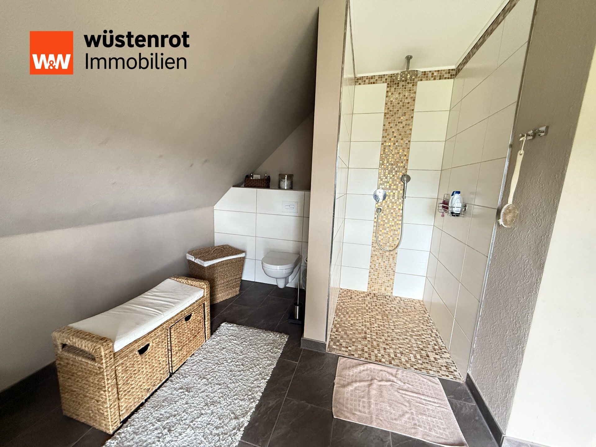 Immobilienangebot - Ehra-Lessien - Alle - Zeitgemäß wohnen – energieeffizientes Einfamilienhaus (A+) in gepflegter Siedlung!