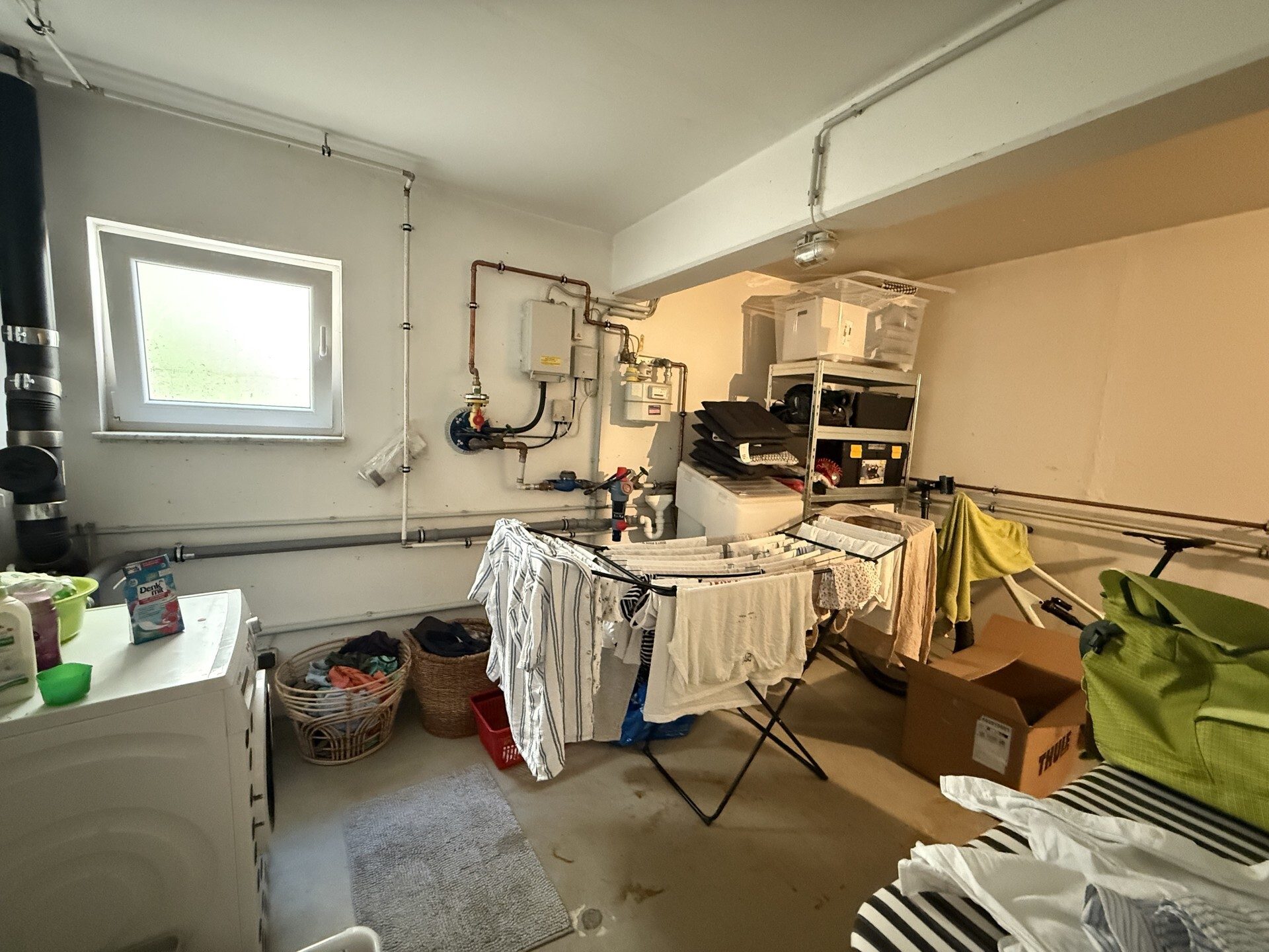 Immobilienangebot - Hirschberg an der Bergstraße / Leutershausen - Alle - Wohnen wie im eigenen Haus! 
Helle 3-Zimmerwohnung mit Garten und zwei Garagenplätzen.