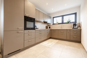 Immobilienangebot - Wehringen - Alle - Neuwertiges, exklusiv gebautes Anlageobjekt mit lukrativer Rendite