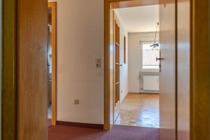 Immobilienangebot - Sulzberg - Alle - Charmante 4-Zimmer-Wohnung mit 93 m², zwei Balkonen und Garage in ruhiger Lage