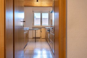 Immobilienangebot - Sulzberg - Alle - Charmante 4-Zimmer-Wohnung mit 93 m², zwei Balkonen und Garage in ruhiger Lage