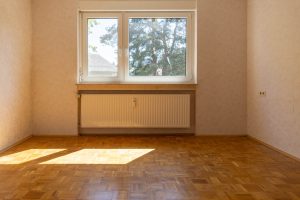 Immobilienangebot - Sulzberg - Alle - Charmante 4-Zimmer-Wohnung mit 93 m², zwei Balkonen und Garage in ruhiger Lage