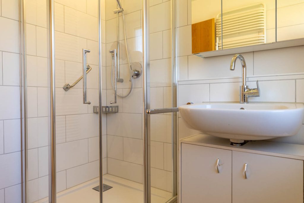 Immobilienangebot - Sulzberg - Alle - Charmante 4-Zimmer-Wohnung mit 93 m², zwei Balkonen und Garage in ruhiger Lage