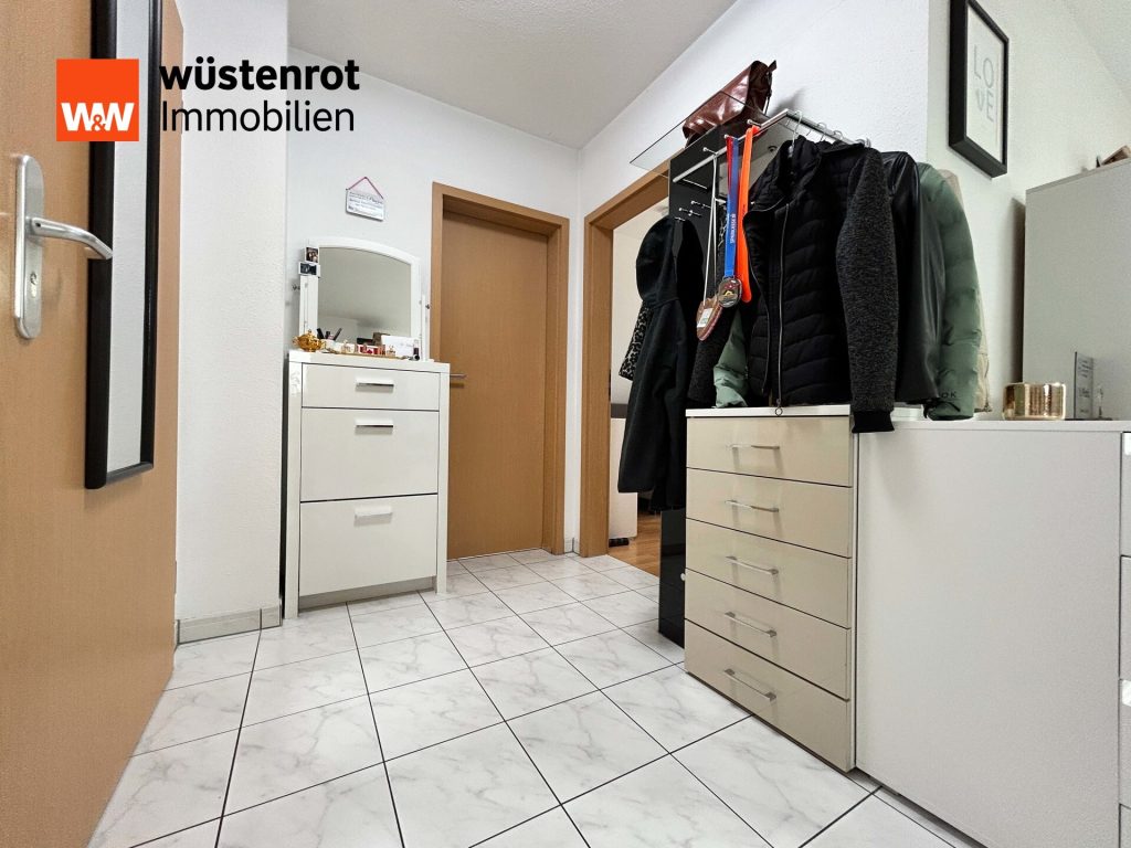 Immobilienangebot - Bad Dürrheim - Alle - Sorry...leider reserviert. Hier fühlen Sie sich wohl. Helle 2 Zimmer auf 52 m². Plus Tiefgarage.