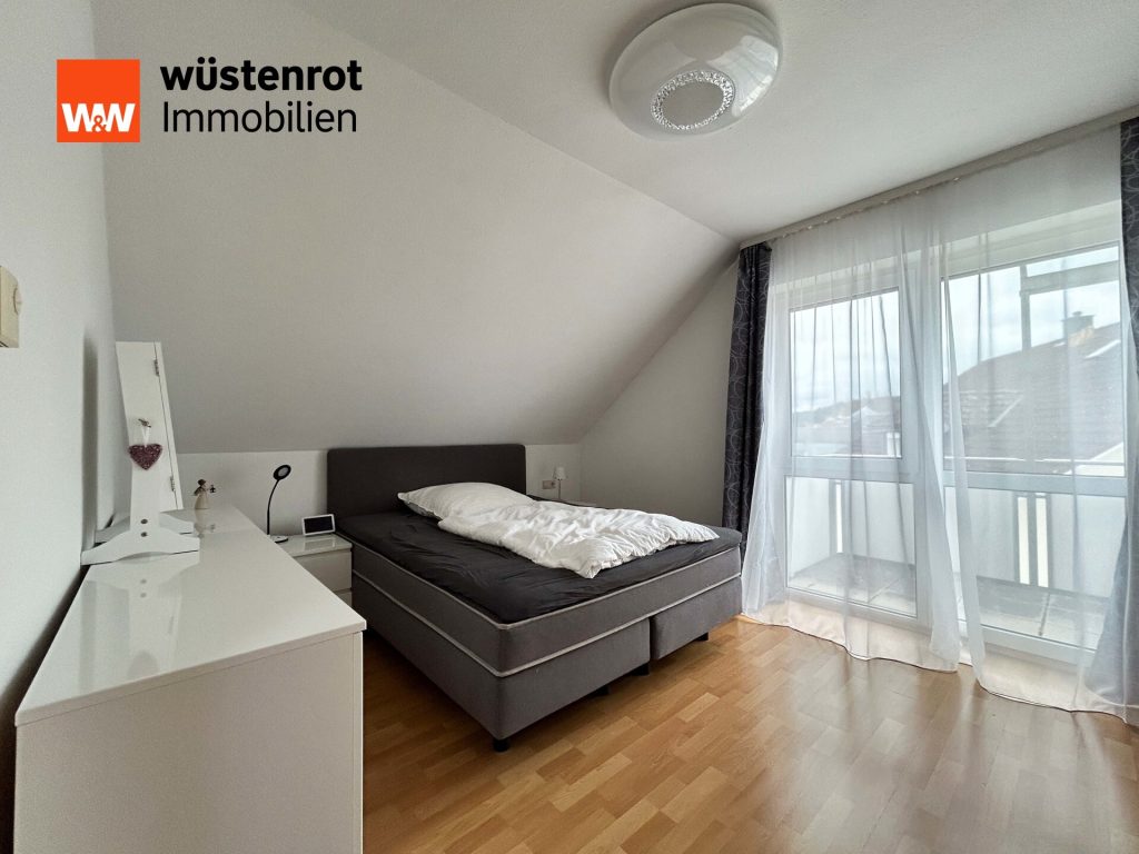 Immobilienangebot - Bad Dürrheim - Alle - Sorry...leider reserviert. Hier fühlen Sie sich wohl. Helle 2 Zimmer auf 52 m². Plus Tiefgarage.