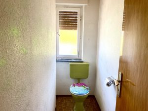 Immobilienangebot - Ottersweier - Alle - SELTENE GELEGENHEIT IN OTTERSWEIER: Großzügiges Zweifamilienhaus mit Garten, große Doppelgarage