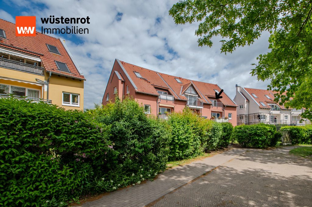 Immobilienangebot - Heidenau - Alle - Großzügige Maisonette-Wohnung mit Dachterrasse in ruhiger Lage von Heidenau