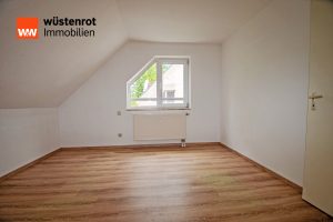 Immobilienangebot - Heidenau - Alle - Großzügige Maisonette-Wohnung mit Dachterrasse in ruhiger Lage von Heidenau