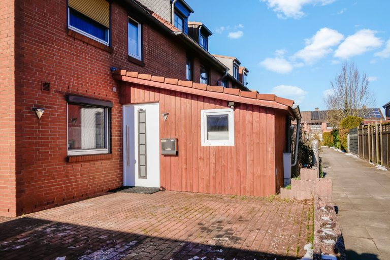 Immobilienangebot - Bad Segeberg - Alle - Familienfreundliches Wohnen - Tolles Reihenendhaus in guter Wohngegend