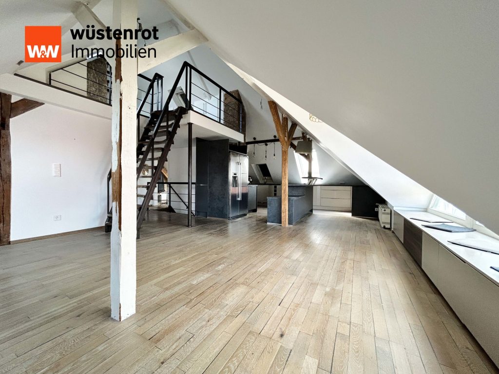 Immobilienangebot - Karlsruhe - Alle - Ein Hauch von Loft in der Weststadt.
4 moderne Zimmer. Stilvoll Wohnen
auf zwei Ebenen mit 90 m².