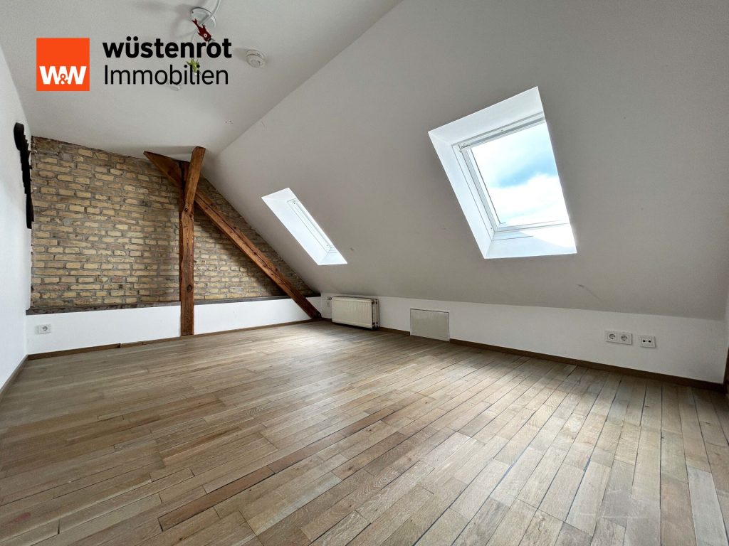 Immobilienangebot - Karlsruhe - Alle - Ein Hauch von Loft in der Weststadt.
4 moderne Zimmer. Stilvoll Wohnen
auf zwei Ebenen mit 90 m².