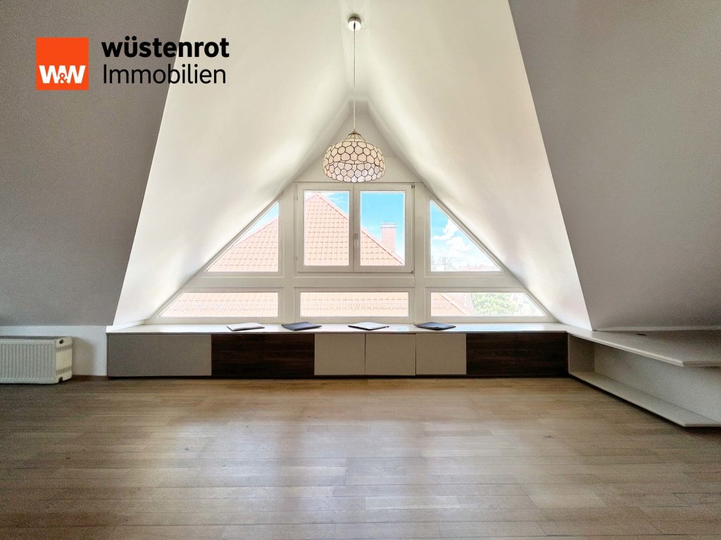 Immobilienangebot - Karlsruhe - Alle - Ein Hauch von Loft in der Weststadt.
4 moderne Zimmer. Stilvoll Wohnen
auf zwei Ebenen mit 90 m².