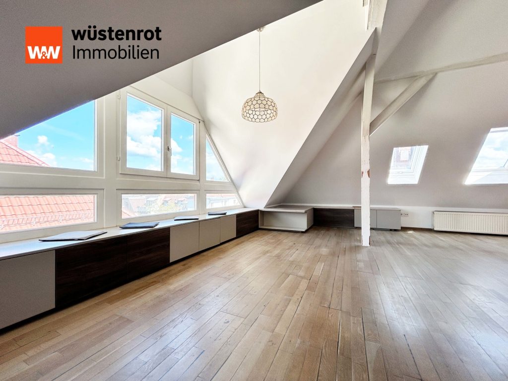 Immobilienangebot - Karlsruhe - Alle - Ein Hauch von Loft in der Weststadt.
4 moderne Zimmer. Stilvoll Wohnen
auf zwei Ebenen mit 90 m².