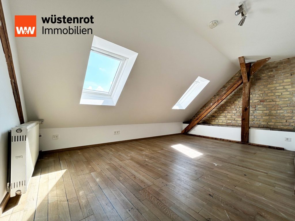 Immobilienangebot - Karlsruhe - Alle - Ein Hauch von Loft in der Weststadt.
4 moderne Zimmer. Stilvoll Wohnen
auf zwei Ebenen mit 90 m².