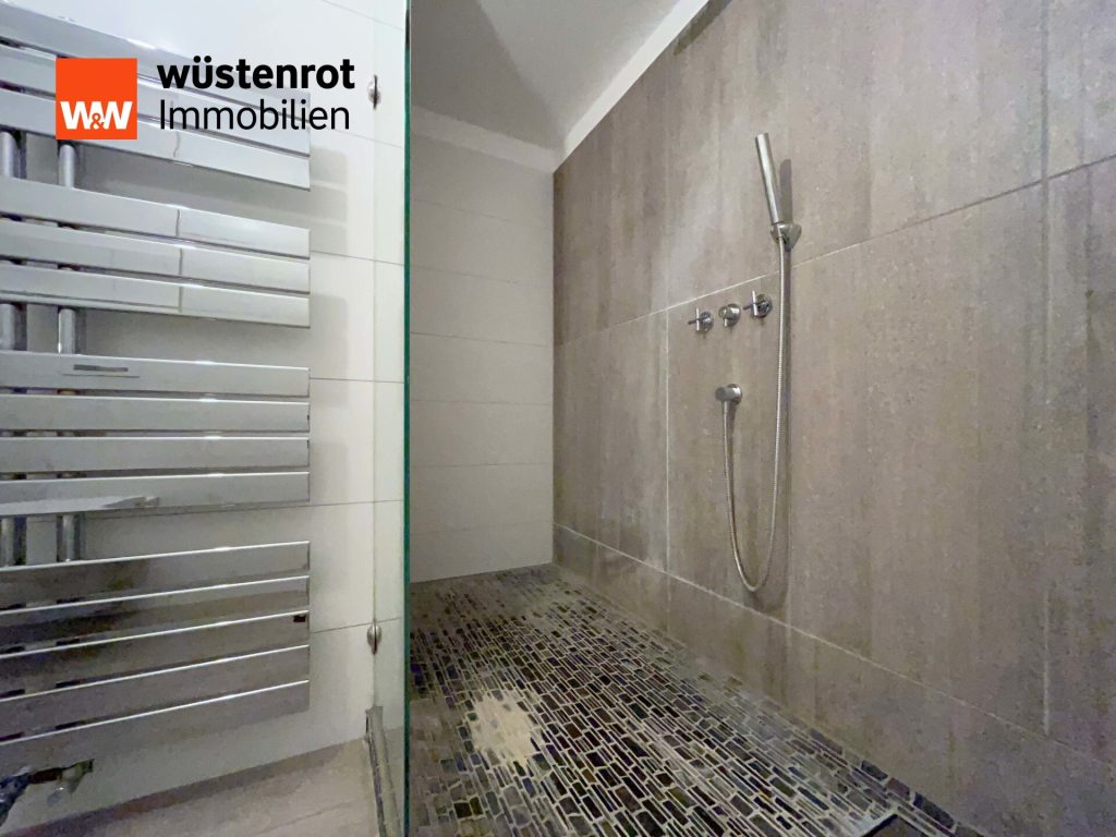 Immobilienangebot - Karlsruhe - Alle - Ein Hauch von Loft in der Weststadt.
4 moderne Zimmer. Stilvoll Wohnen
auf zwei Ebenen mit 90 m².