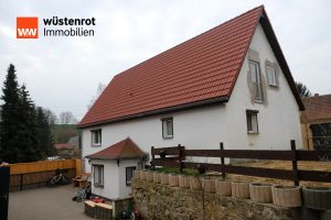 Immobilienangebot - Ostrau - Alle - Großzügiges Einfamilienhaus mit Nebengebäuden und Photovoltaikanlage in Obersteina