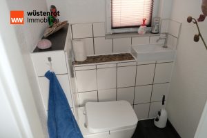 Immobilienangebot - Ostrau - Alle - Großzügiges Einfamilienhaus mit Nebengebäuden und Photovoltaikanlage in Obersteina