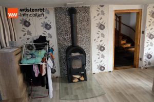 Immobilienangebot - Ostrau - Alle - Großzügiges Einfamilienhaus mit Nebengebäuden und Photovoltaikanlage in Obersteina