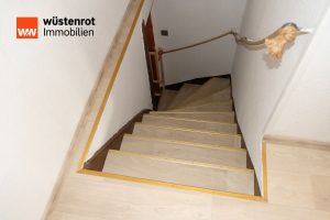 Immobilienangebot - Ostrau - Alle - Großzügiges Einfamilienhaus mit Nebengebäuden und Photovoltaikanlage in Obersteina