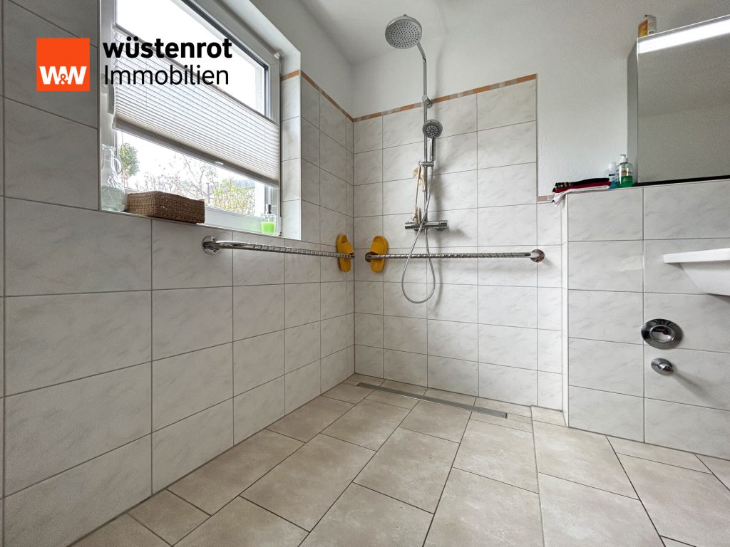 Immobilienangebot - Villingen-Schwenningen / Villingen - Alle - Wohn-Sinnig. Ohne Stufen auf einer Ebene.
Moderne 2 Zimmer auf 76 m². Plus Terrasse
und Garage.
